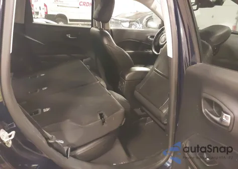 2018 Jeep Compass Limited 4X4 from USA, damaged, VIN 3C4NJDCB0JT329874